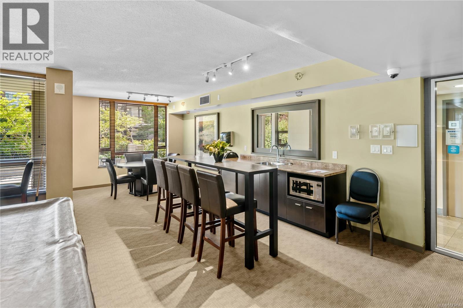 501 751 Fairfield Road, Victoria