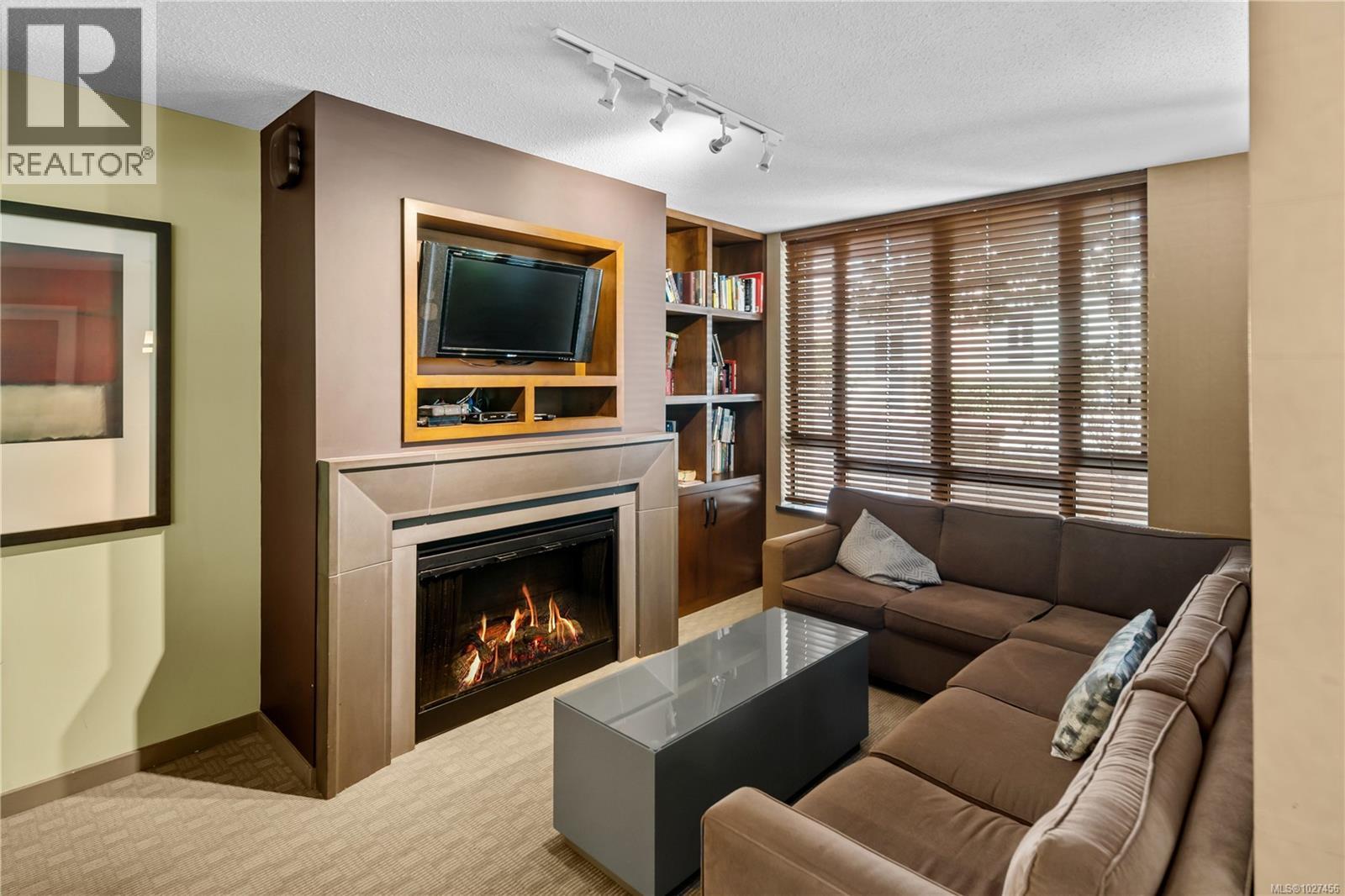 501 751 Fairfield Road, Victoria