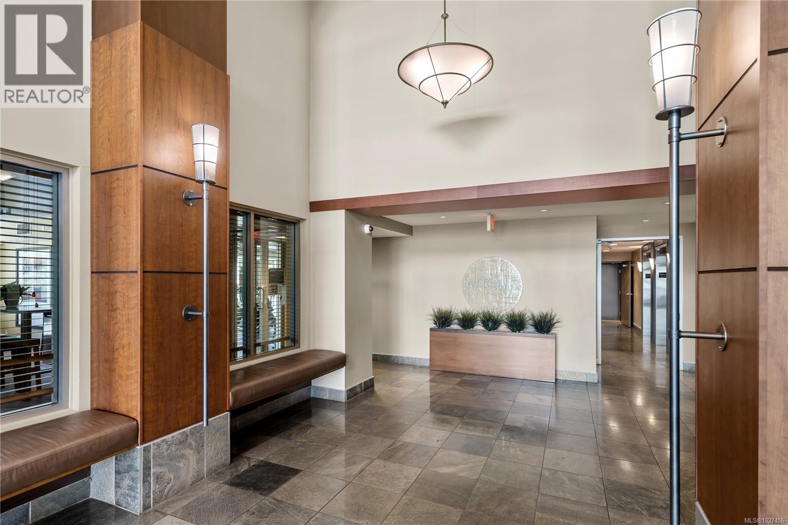 501 751 Fairfield Road, Victoria