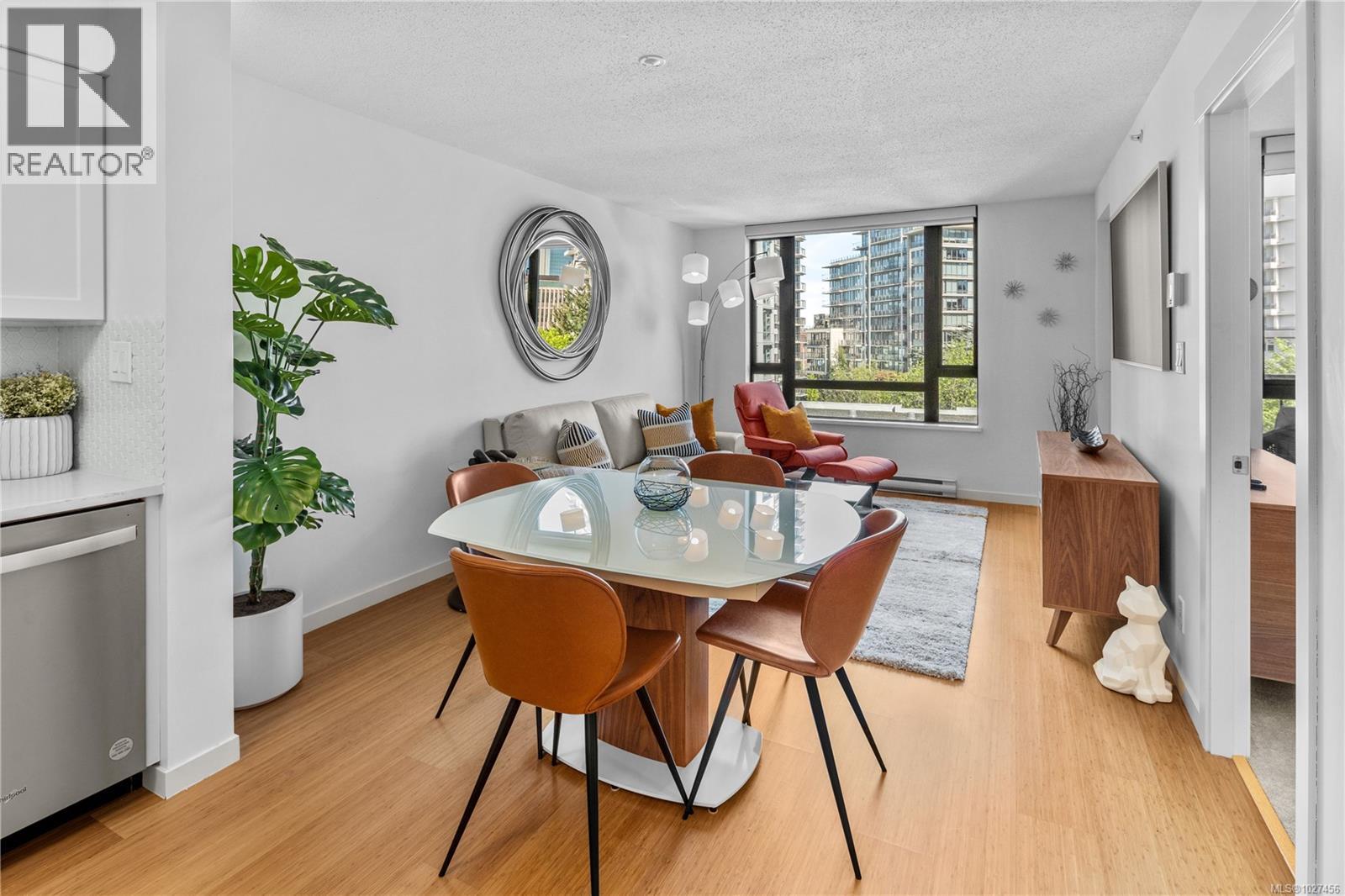 501 751 Fairfield Road, Victoria