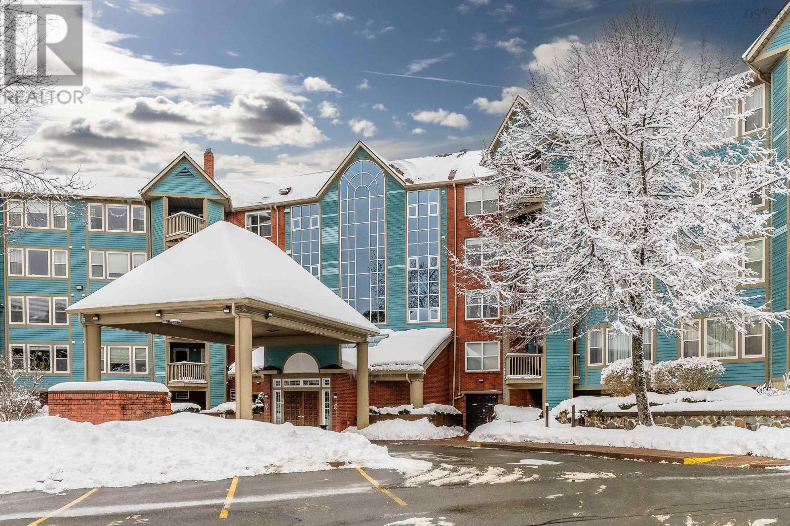 304 2 Lake Drive - Main photo, Bedford, Nova Scotia