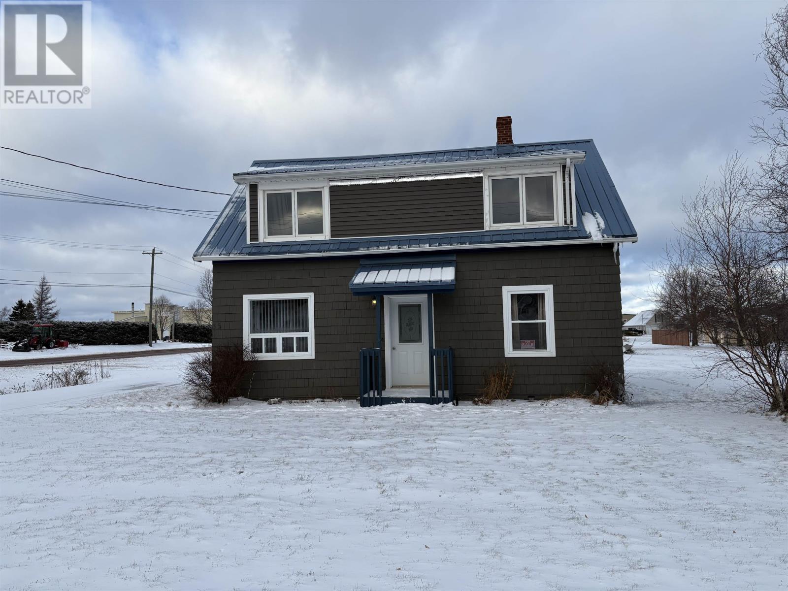 35 MAIN DRIVE - 1