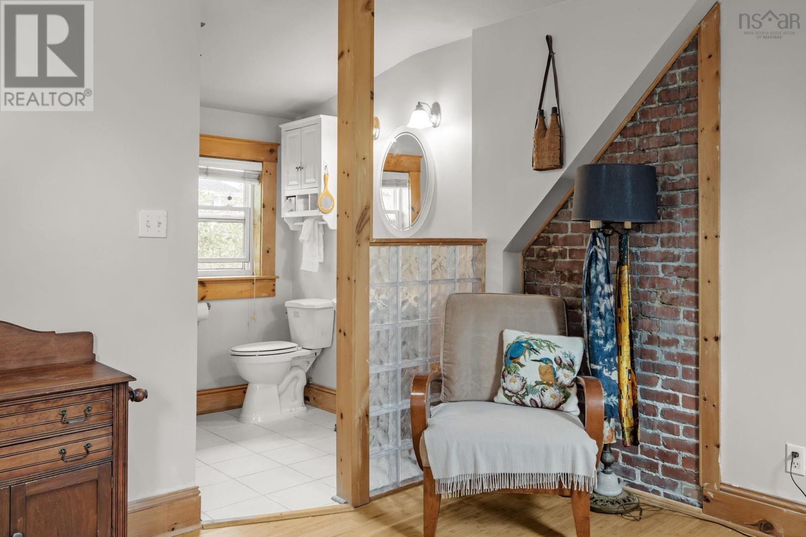 Property 22 of 49 of 5523 Sebastian Pl