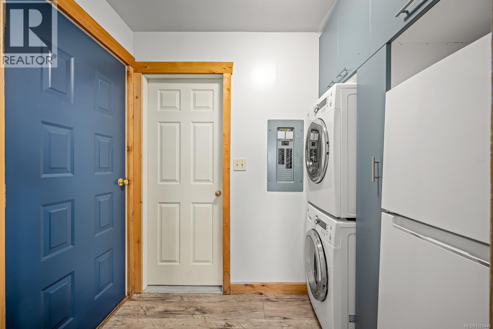 1426 WILKINSON RD - 21