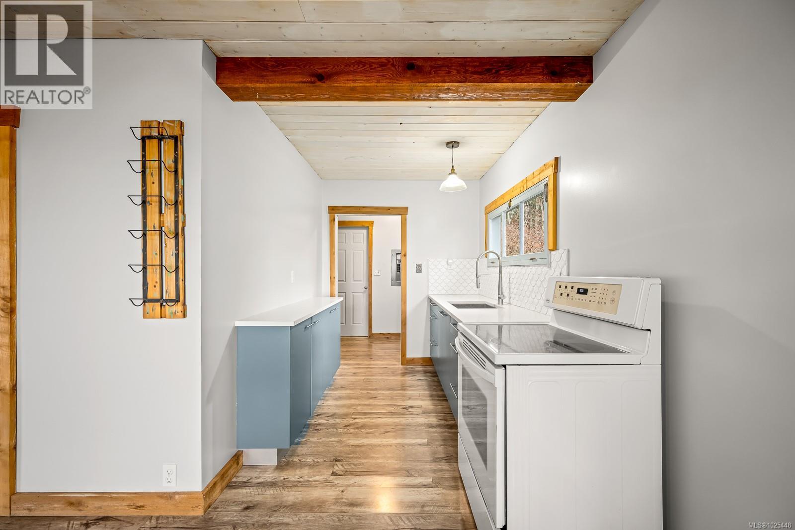 1426 WILKINSON RD - 24