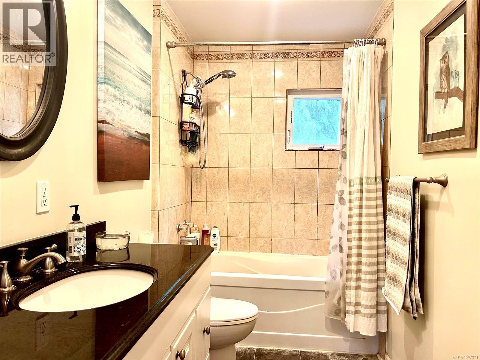 409 Arbutus Ave W, Duncan