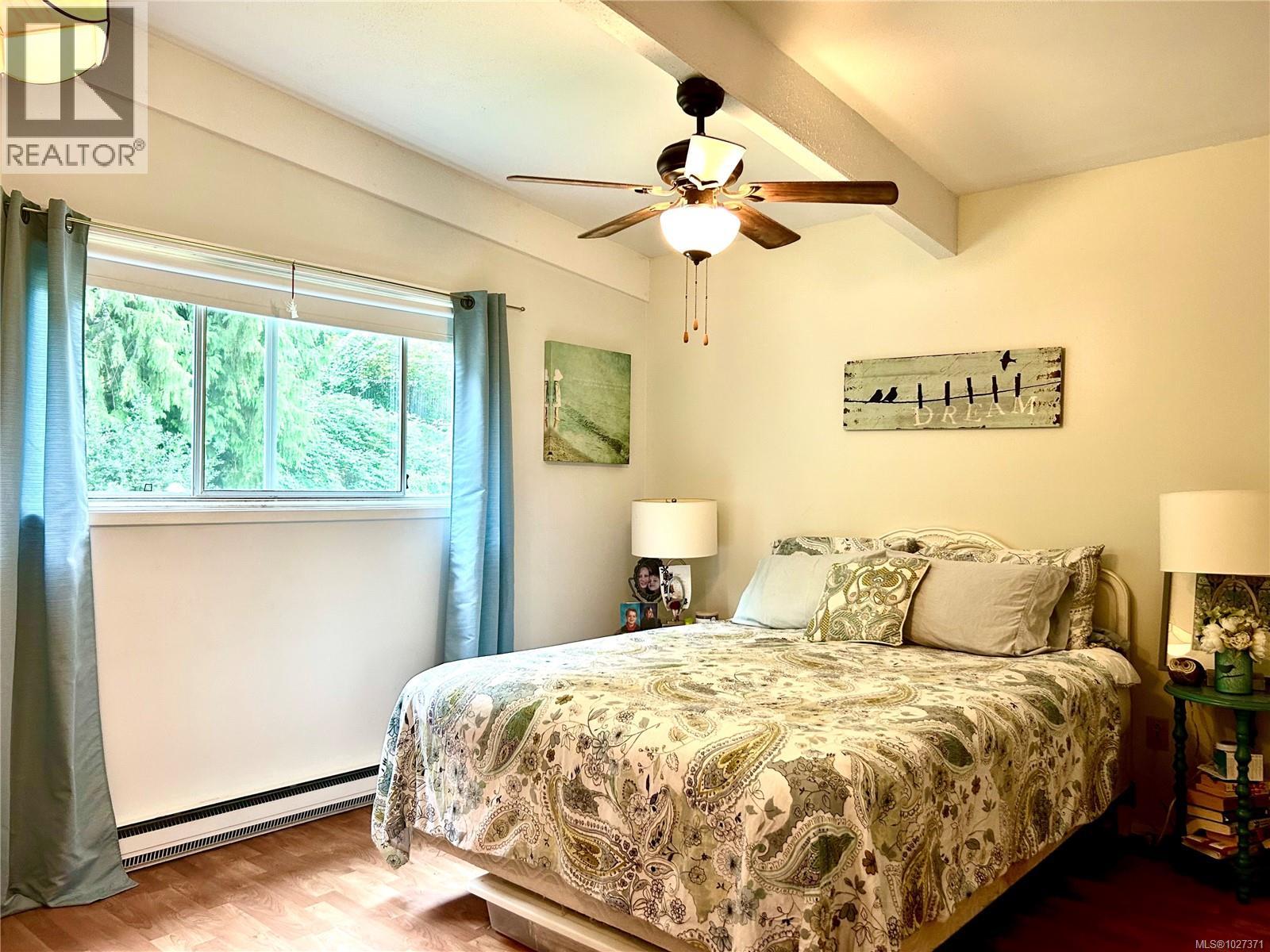 409 Arbutus Ave W, Duncan