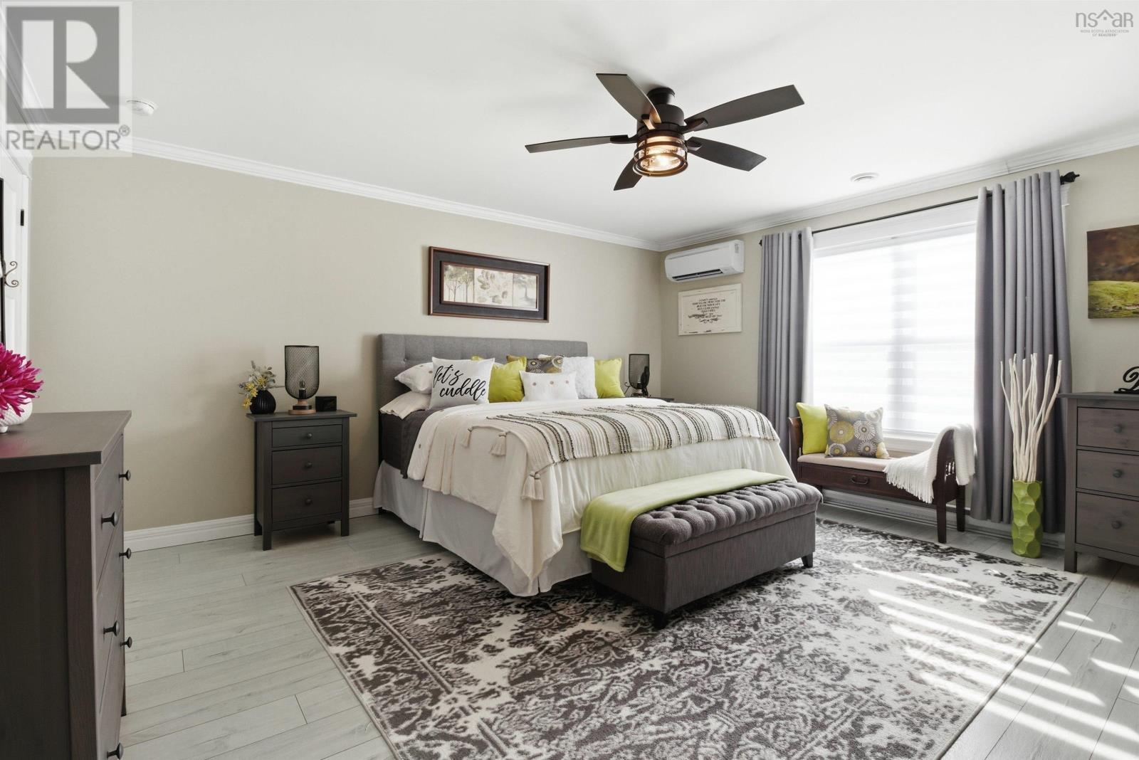 Property 29 of 49 of 915 Bradley Street