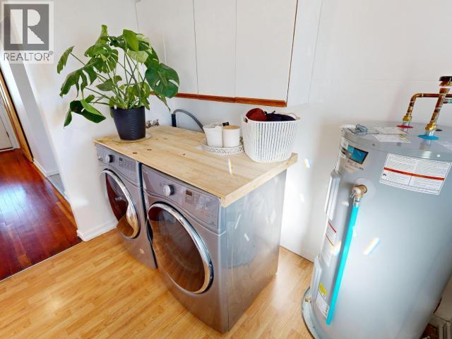 6978 BUTEDALE STREET, Powell River