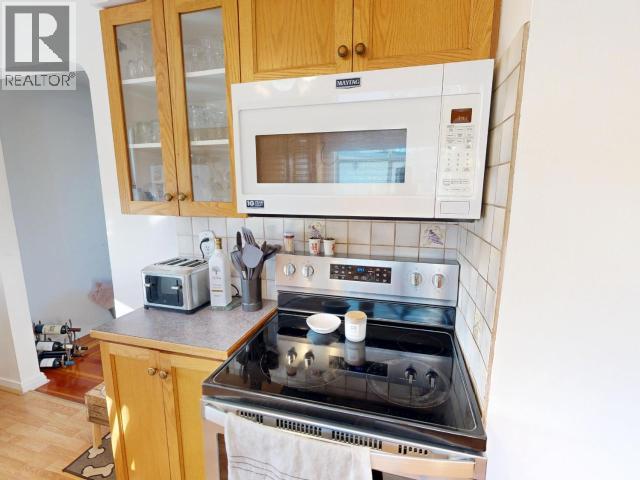 6978 BUTEDALE STREET, Powell River