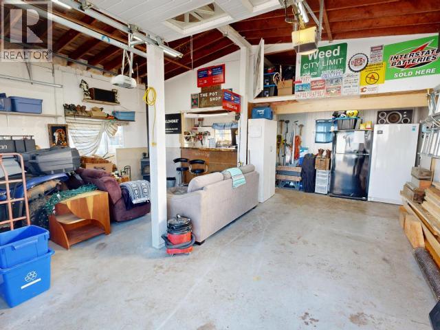 6978 BUTEDALE STREET, Powell River