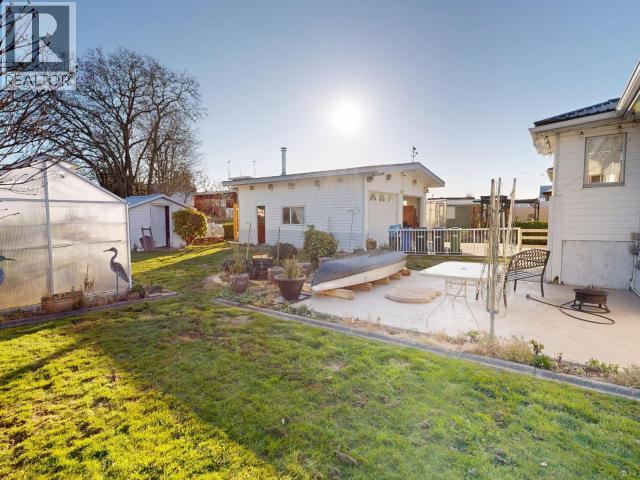 6978 BUTEDALE STREET, Powell River