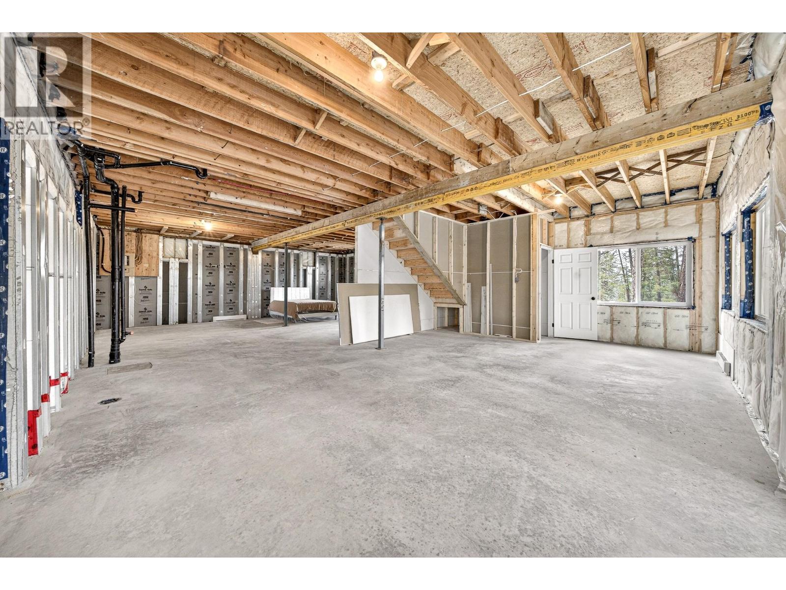 1668 Tranquility Road, Baynes Lake