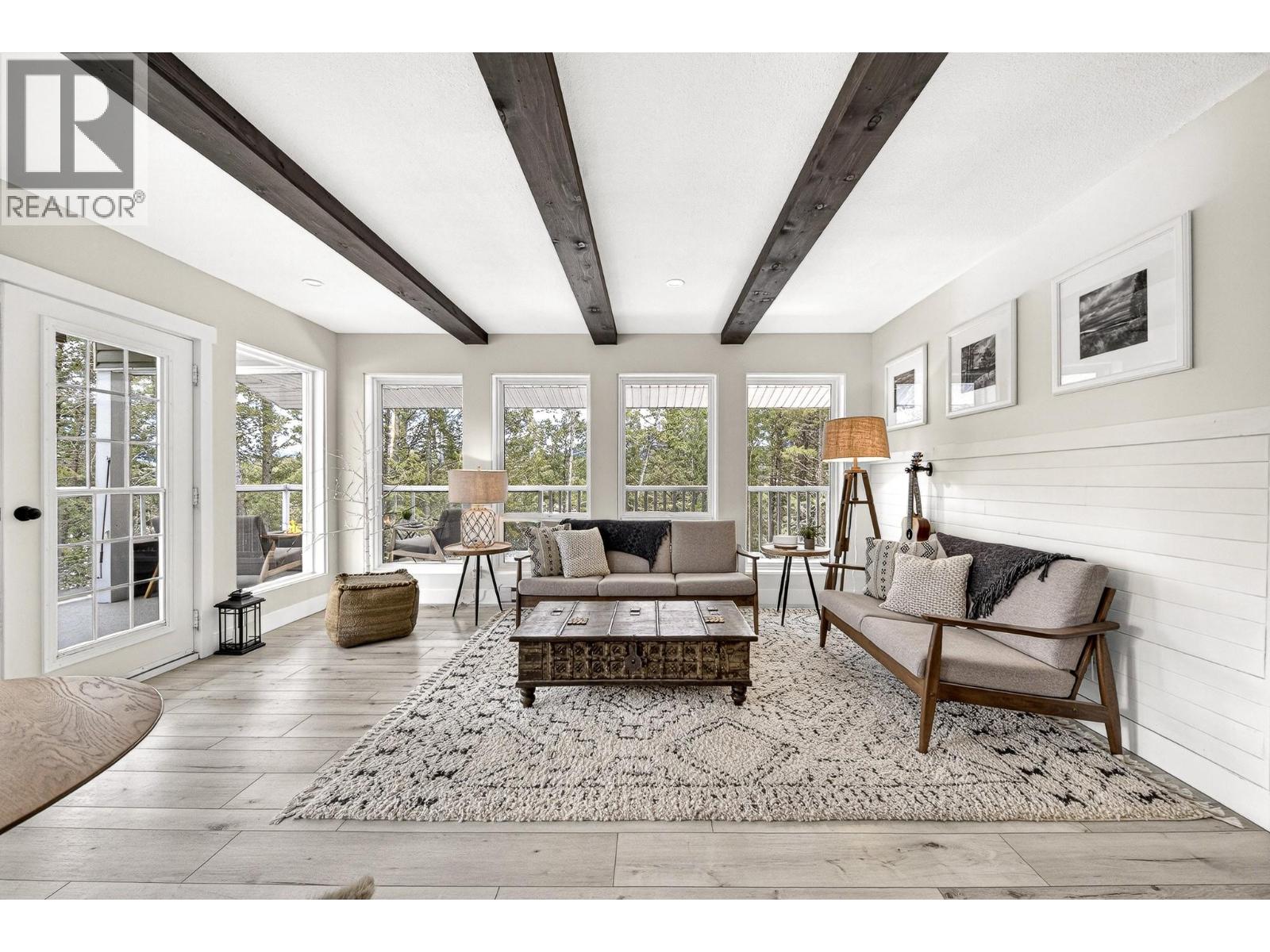 1668 Tranquility Road, Baynes Lake