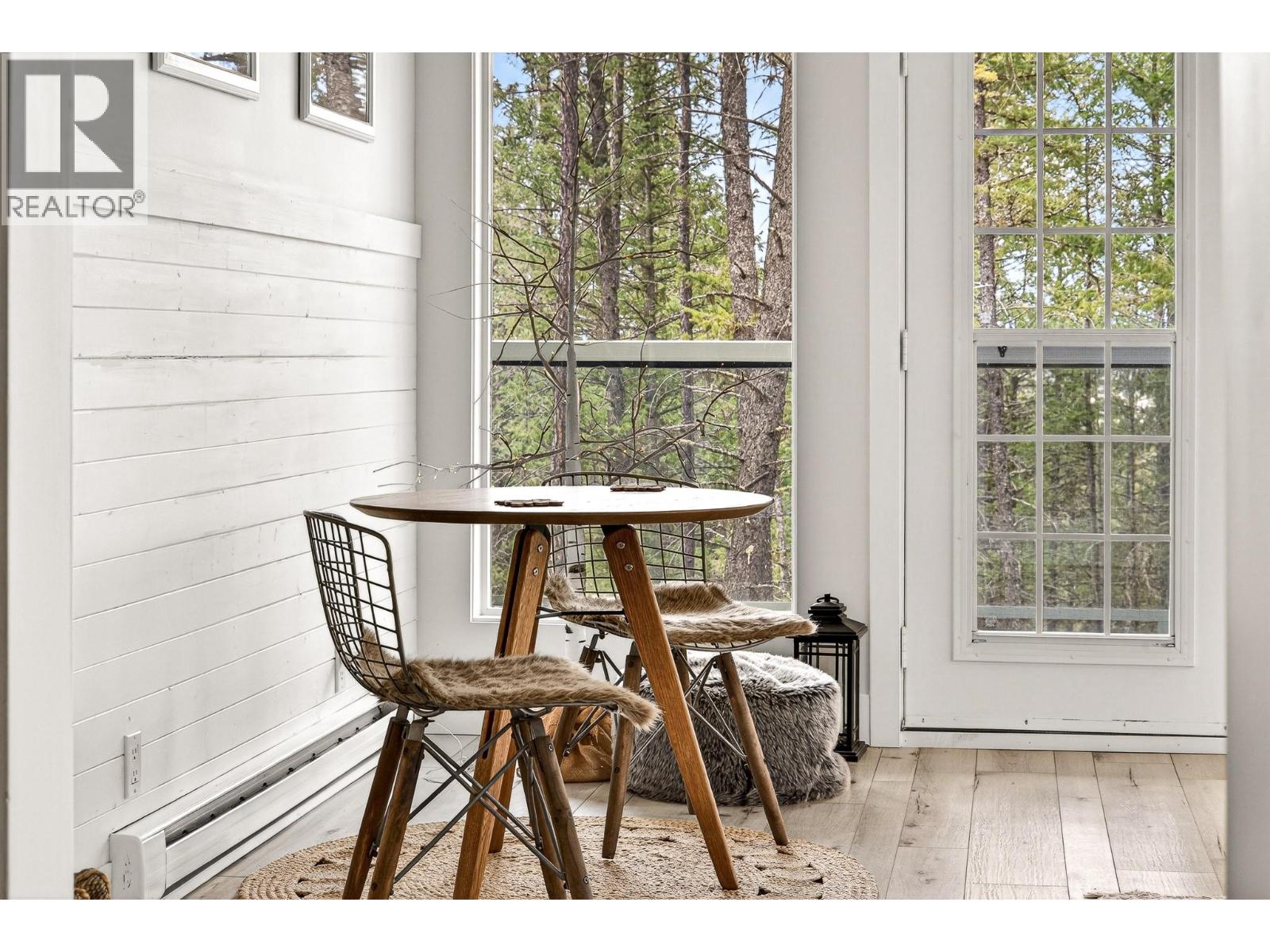 1668 Tranquility Road, Baynes Lake