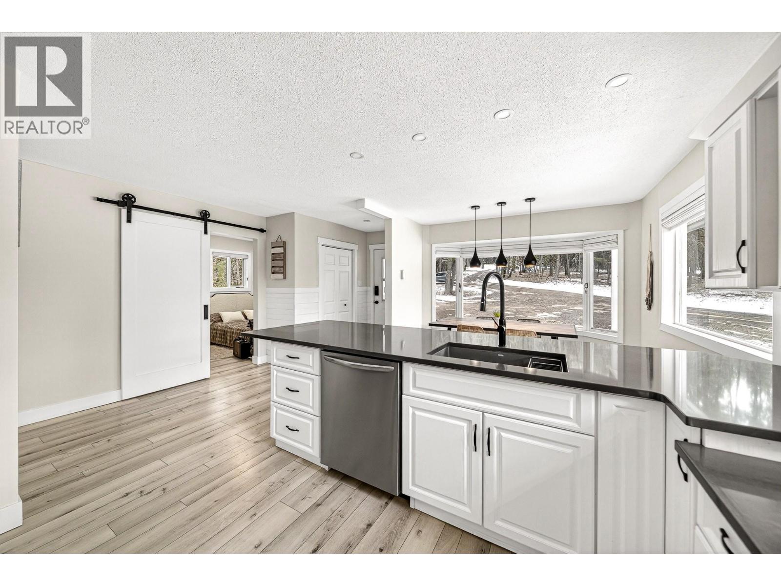 1668 Tranquility Road, Baynes Lake