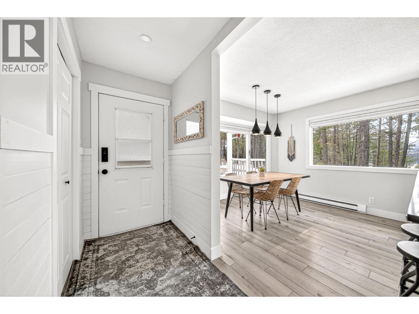 1668 Tranquility Road, Baynes Lake