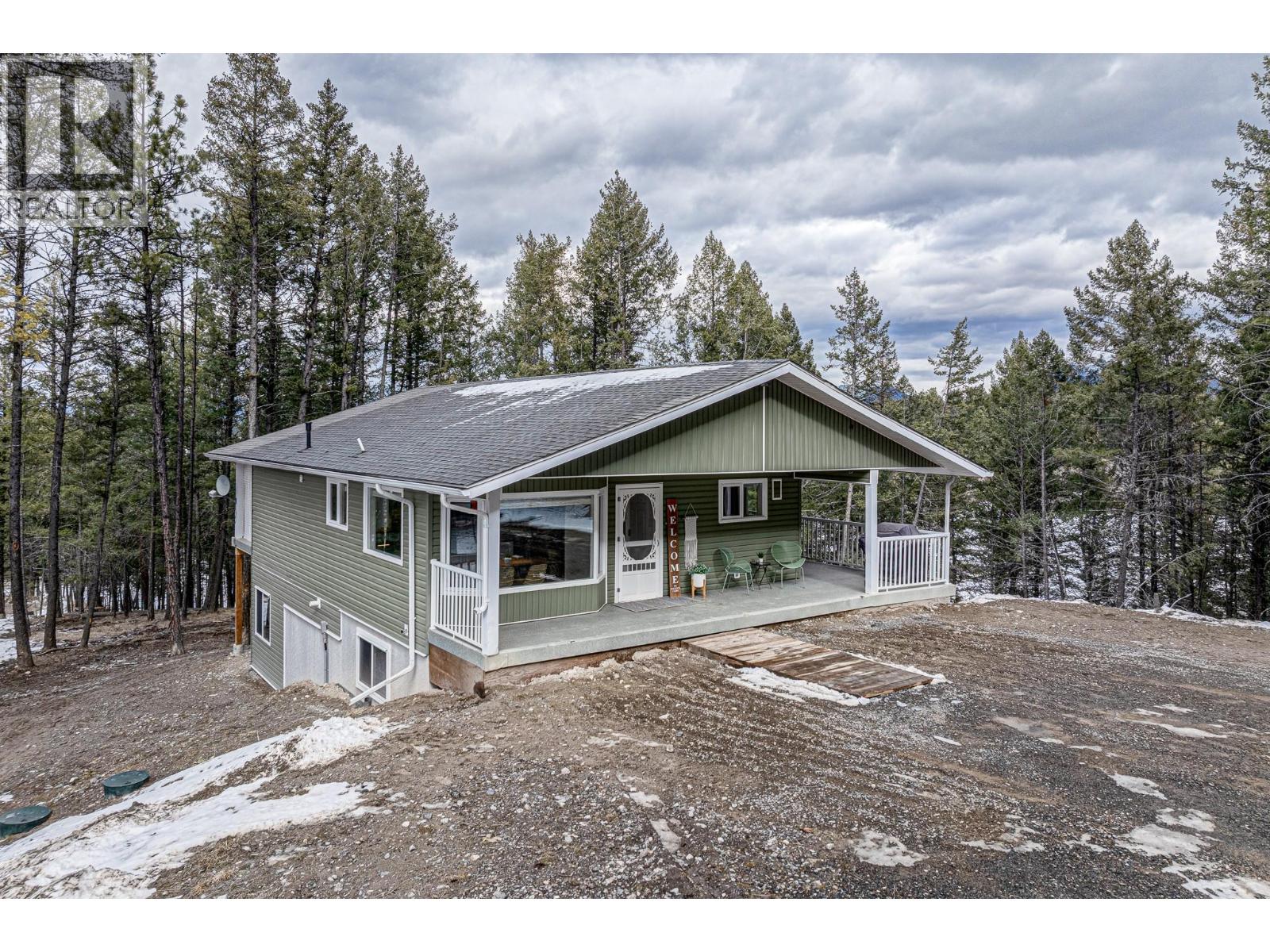 1668 Tranquility Road, Baynes Lake