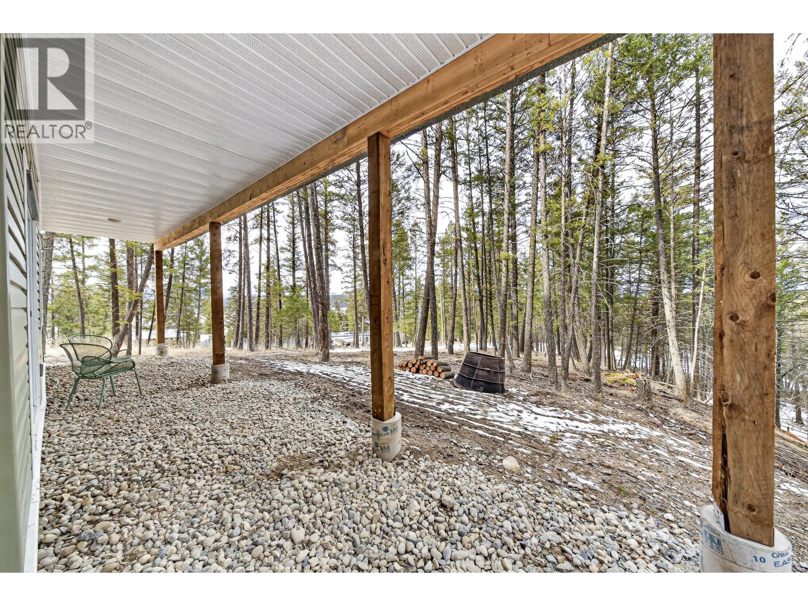 1668 Tranquility Road, Baynes Lake