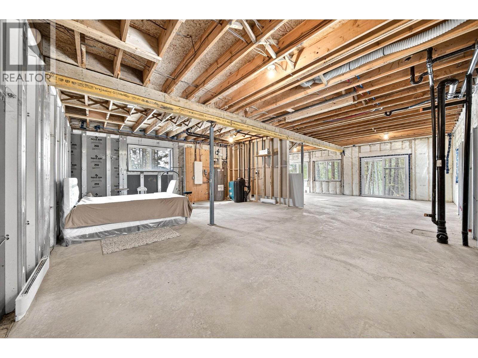 1668 Tranquility Road, Baynes Lake