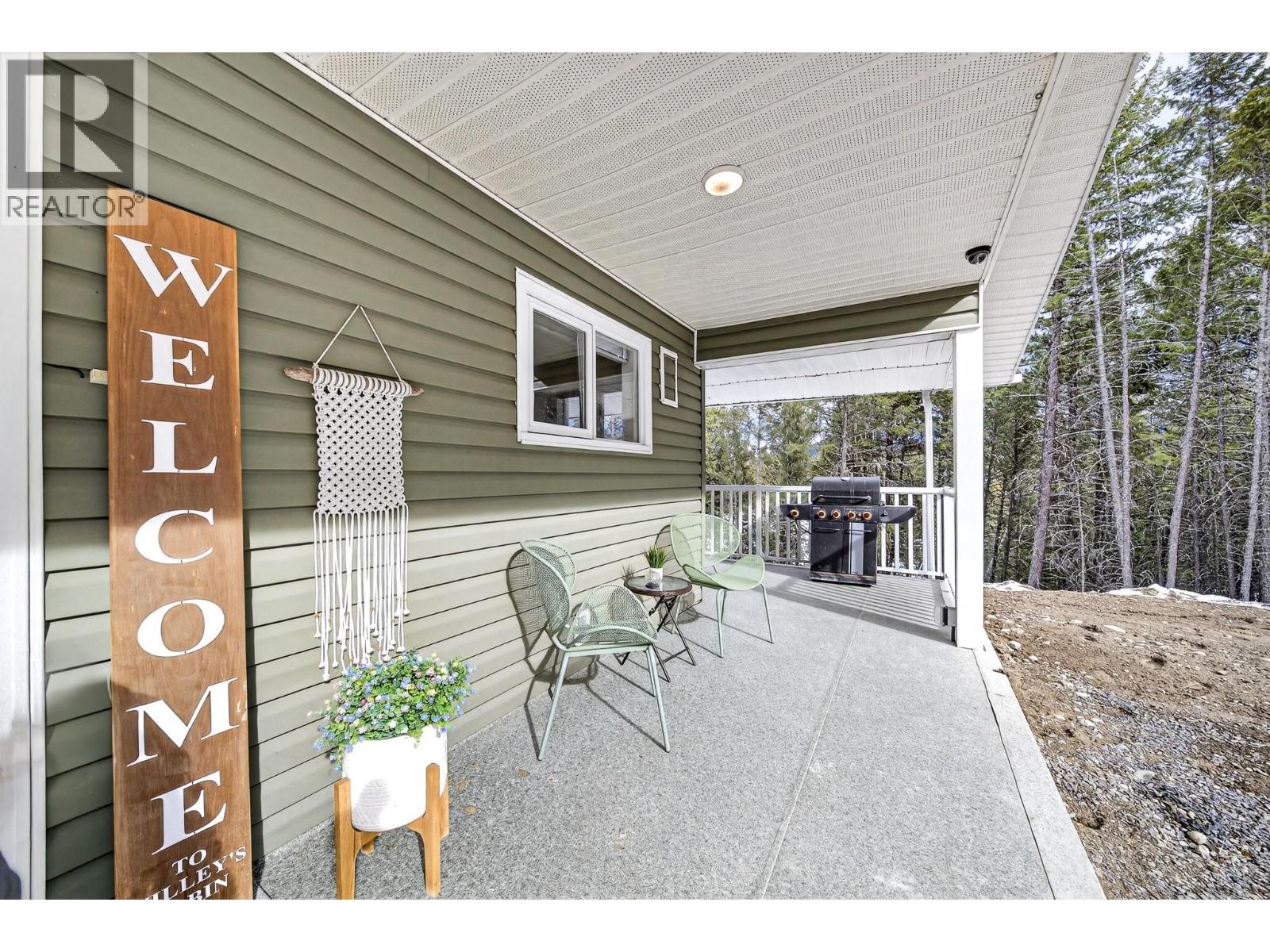 1668 Tranquility Road, Baynes Lake