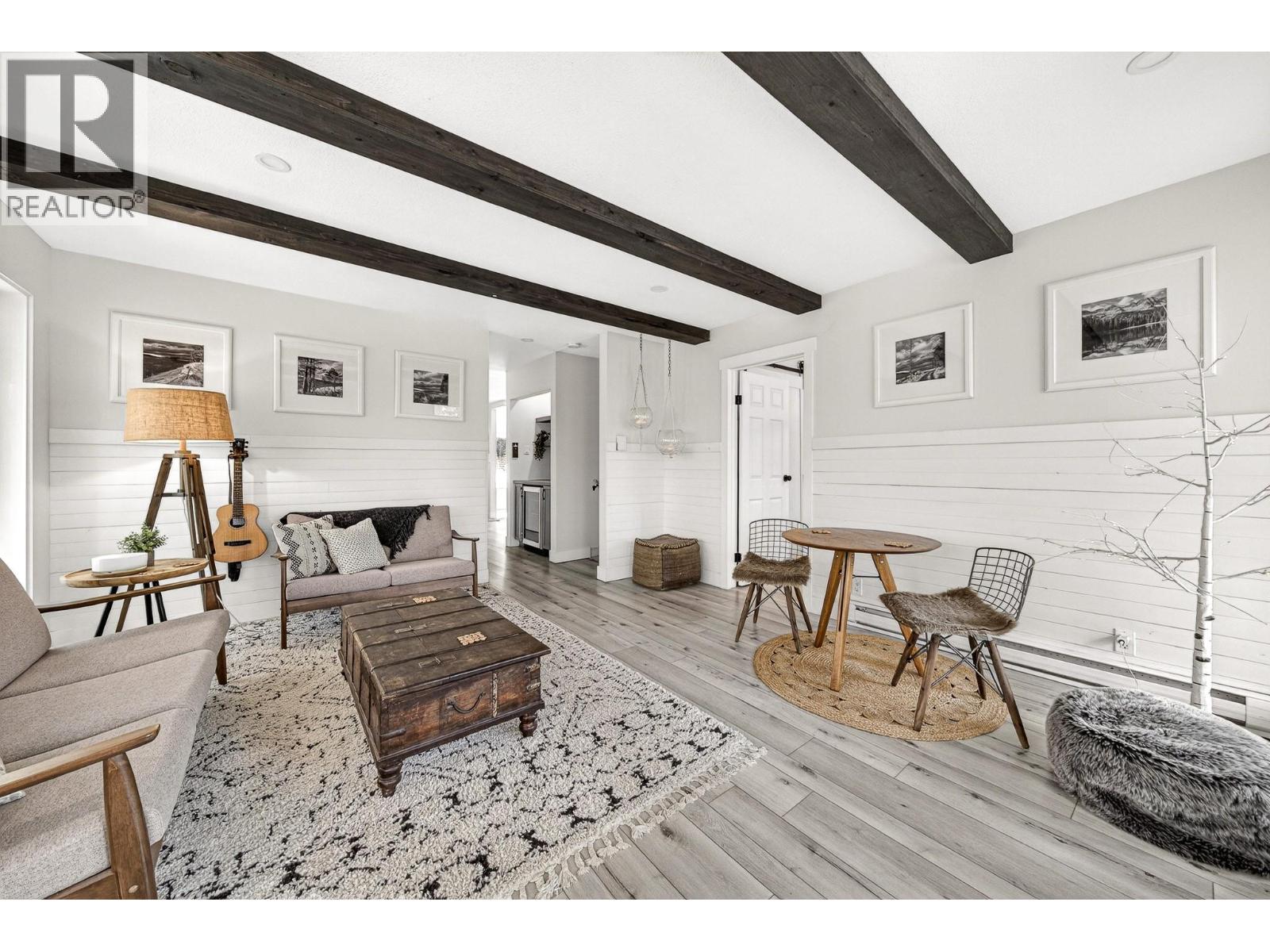 1668 Tranquility Road, Baynes Lake