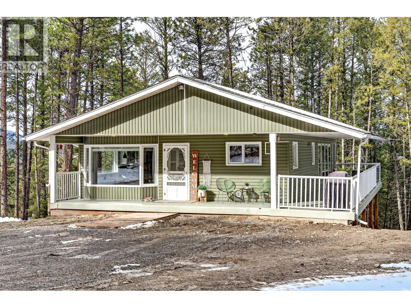 1668 Tranquility Road, Baynes Lake