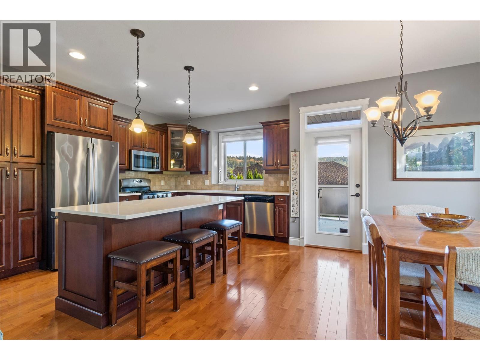 2706 Golf Course Drive, Blind Bay