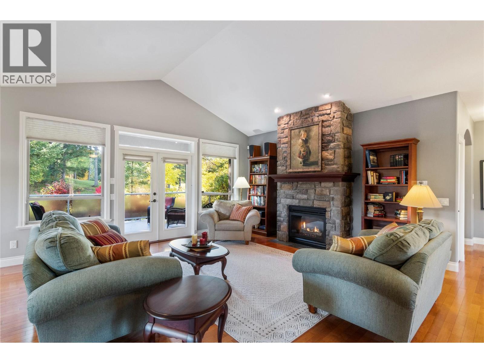 2706 Golf Course Drive, Blind Bay