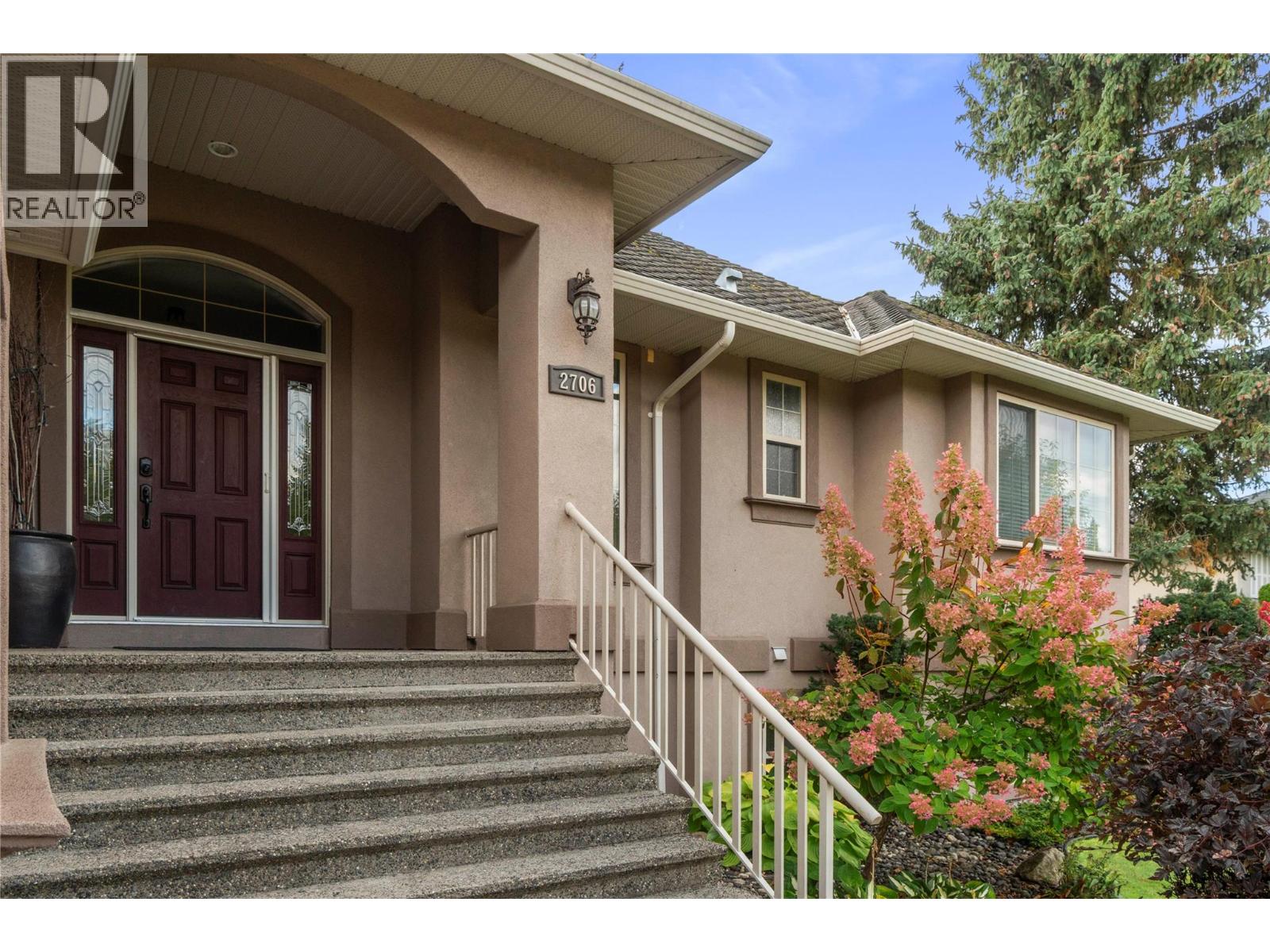 2706 Golf Course Drive, Blind Bay