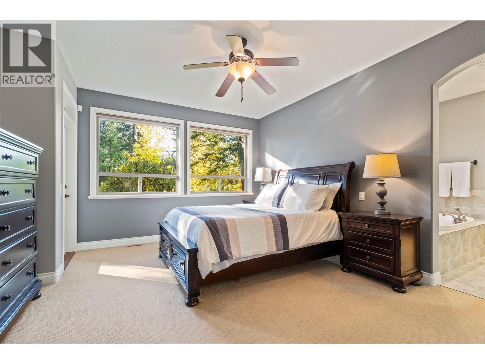 2706 Golf Course Drive, Blind Bay