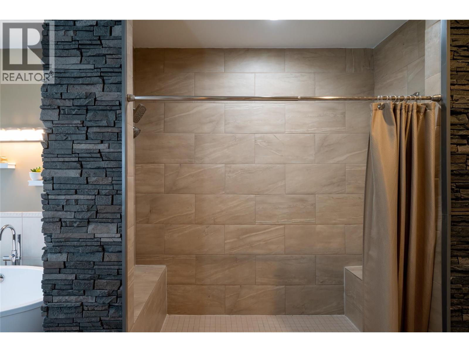 585 Coyote Drive, Kamloops