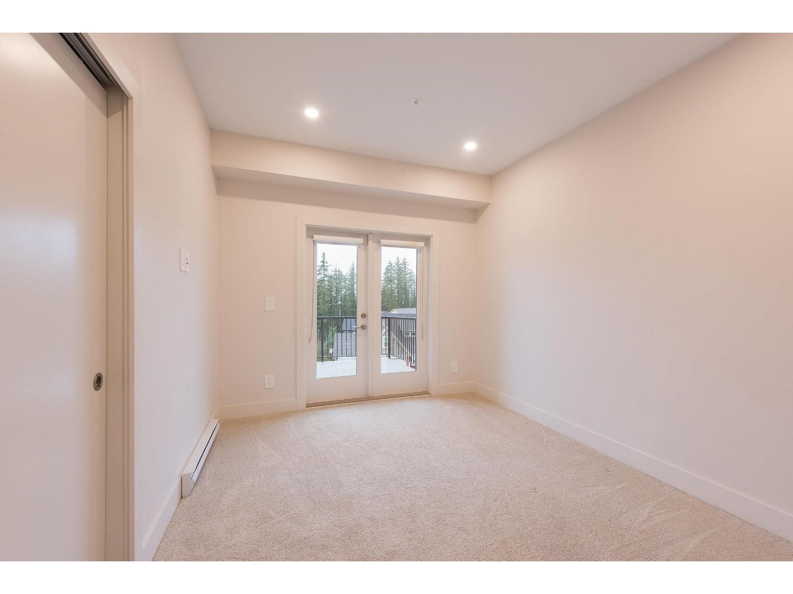 9 1928 WOODSIDE BOULEVARD, Mt Woodside, Agassiz