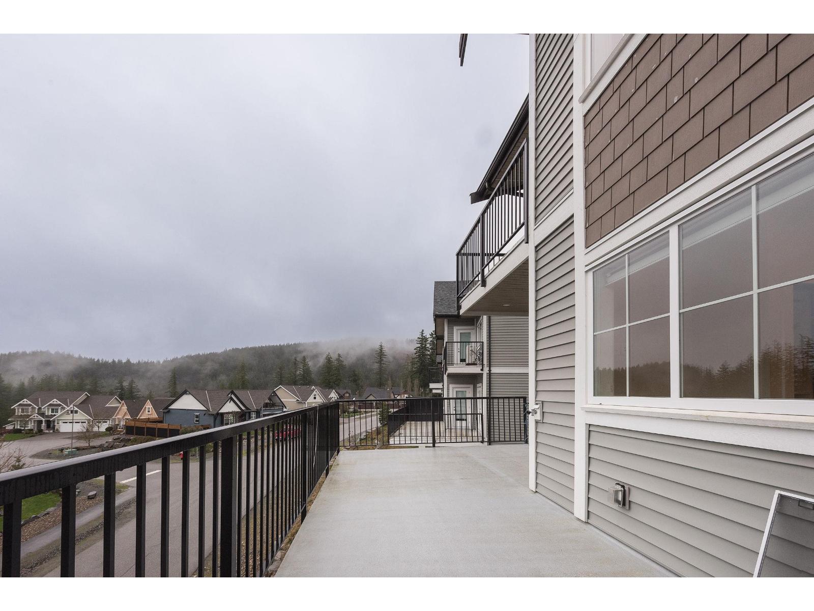 9 1928 WOODSIDE BOULEVARD, Mt Woodside, Agassiz