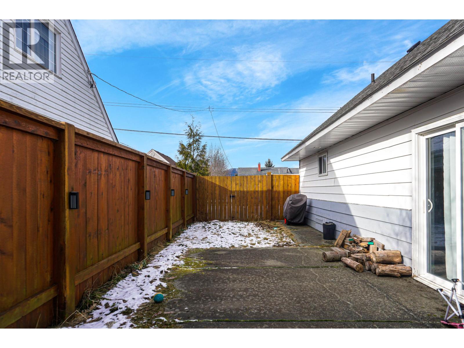 99 SWALLOW STREET, Kitimat
