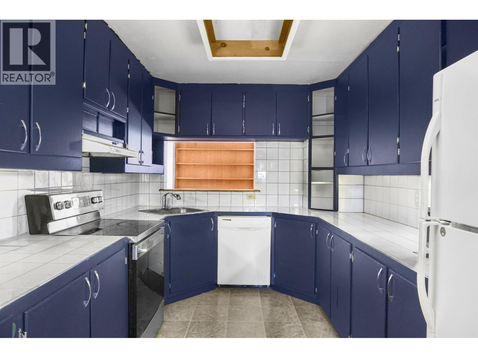 99 SWALLOW STREET, Kitimat