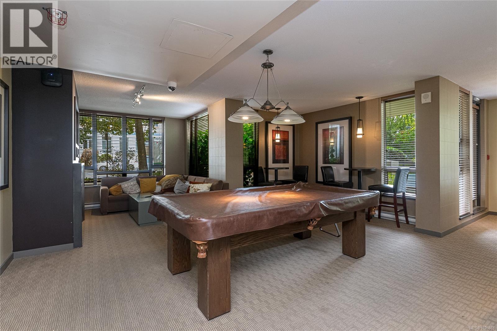 #1006 751 Fairfield Rd - 21