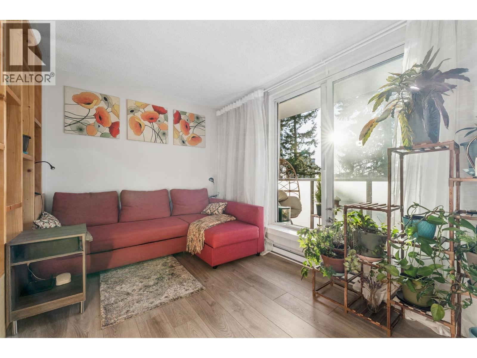 1005 9541 ERICKSON DRIVE - Photo 4 of 31, Burnaby, British Columbia