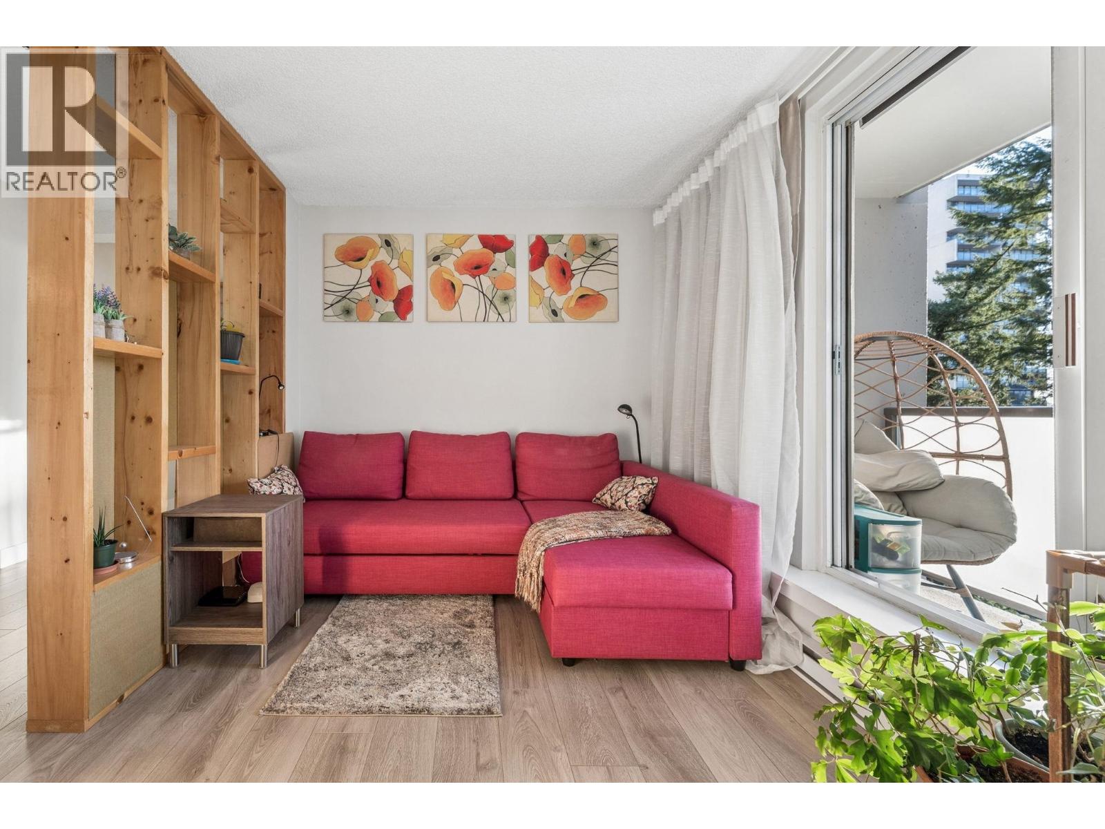 1005 9541 ERICKSON DRIVE - Photo 3 of 31, Burnaby, British Columbia