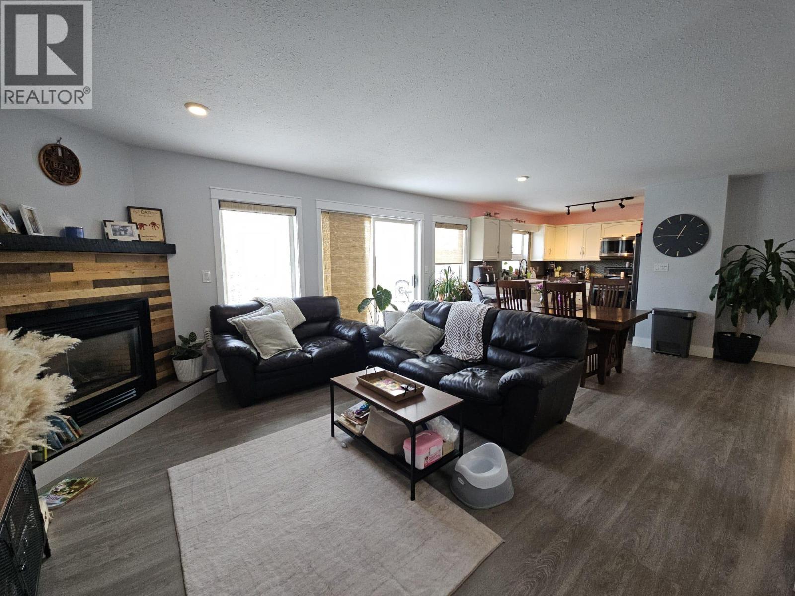 5153 45 Avenue NW, Chetwynd