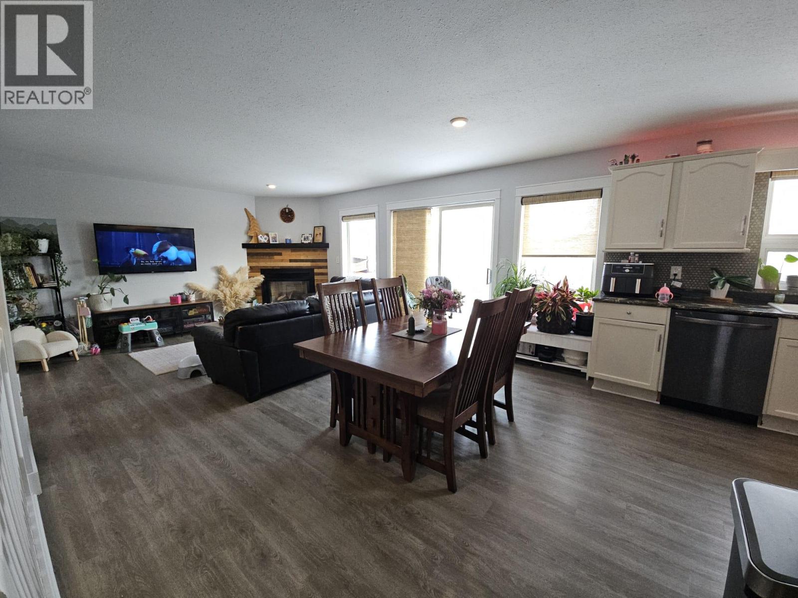 5153 45 Avenue NW, Chetwynd