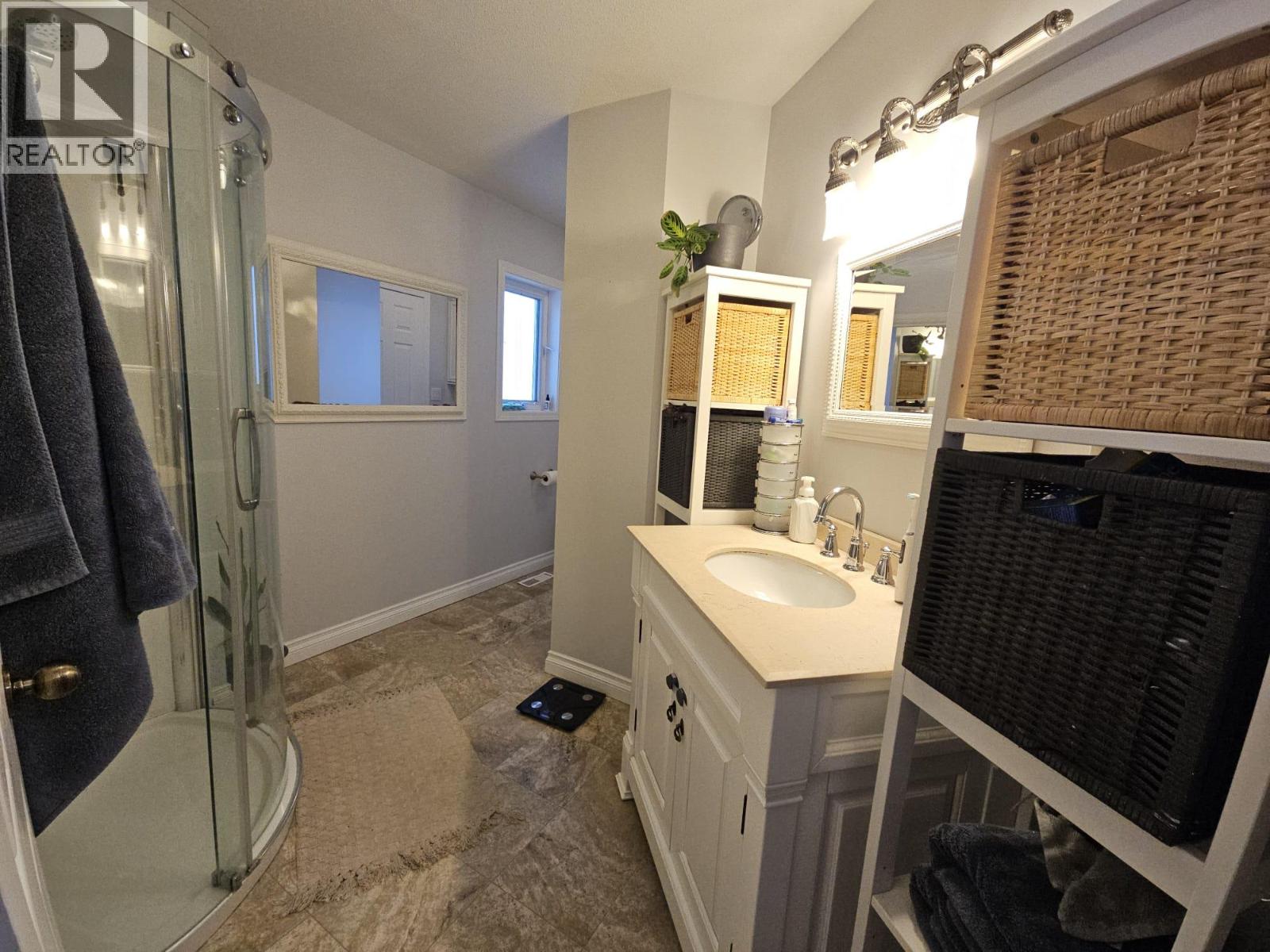 5153 45 Avenue NW, Chetwynd