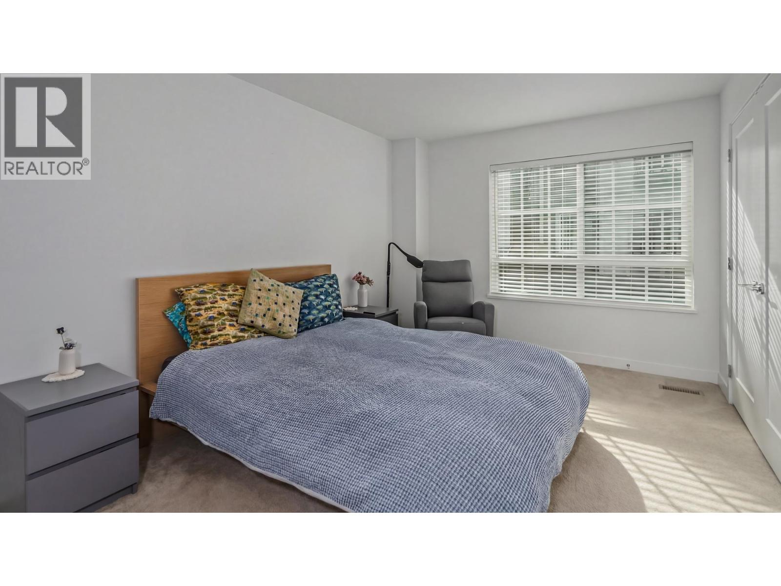 24 23539 GILKER HILL ROAD, Maple Ridge