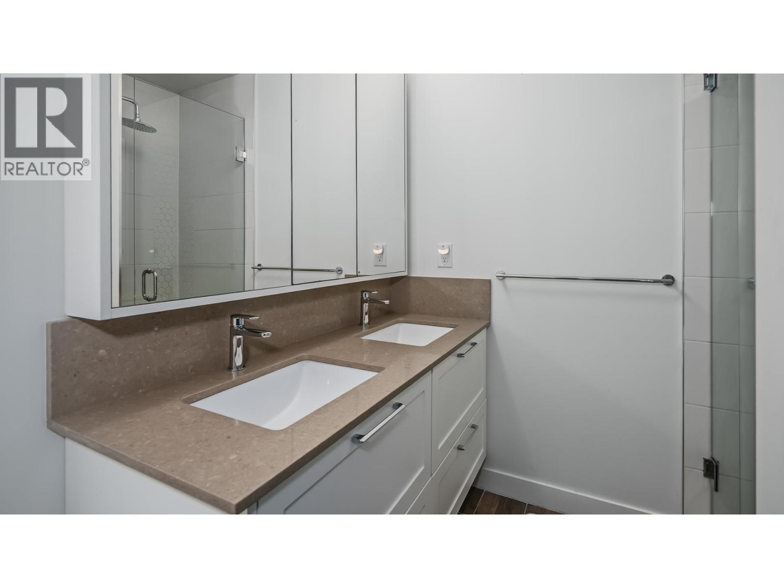 24 23539 GILKER HILL ROAD, Maple Ridge