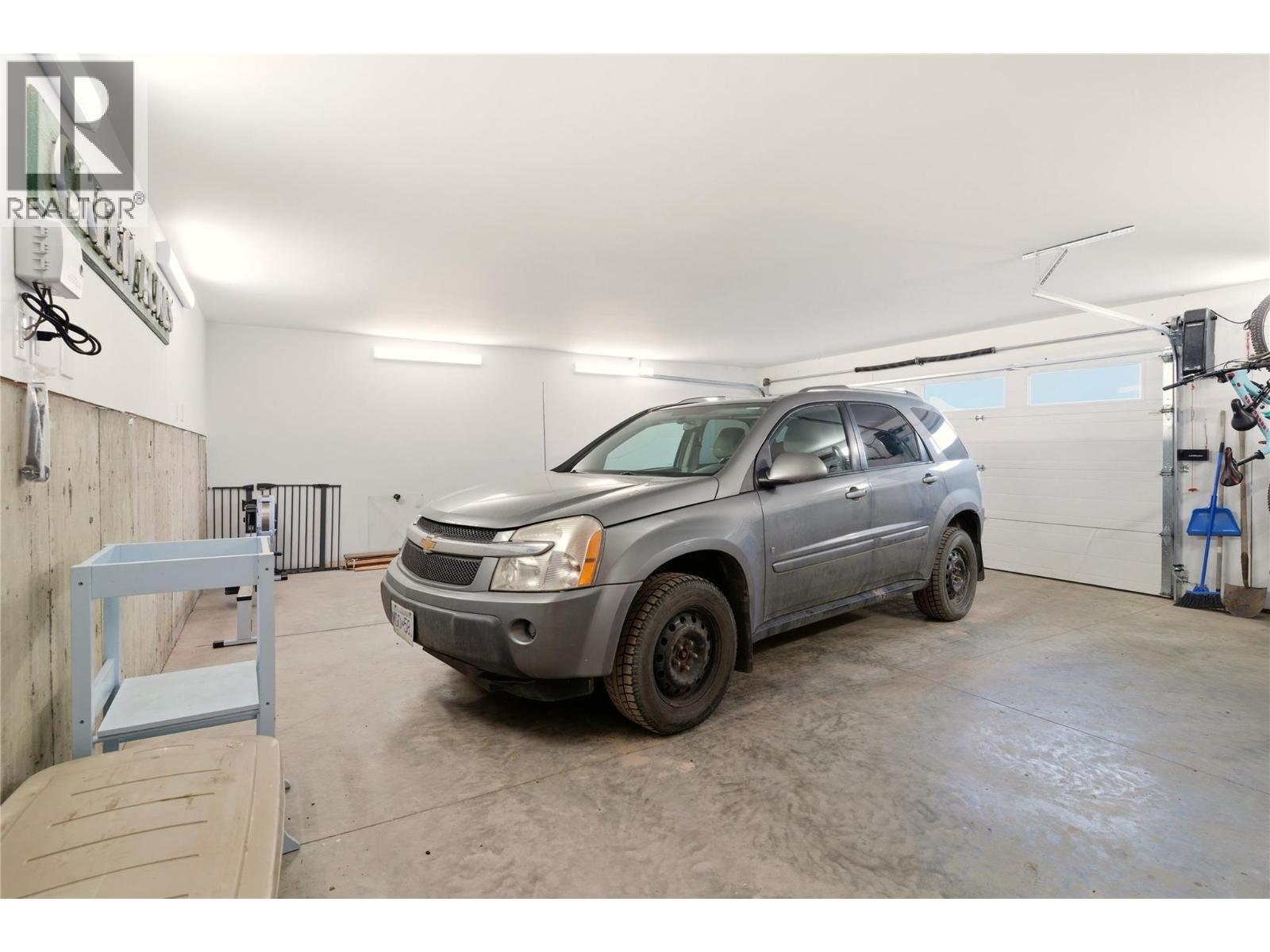 7111 Dunwaters Road, Kelowna