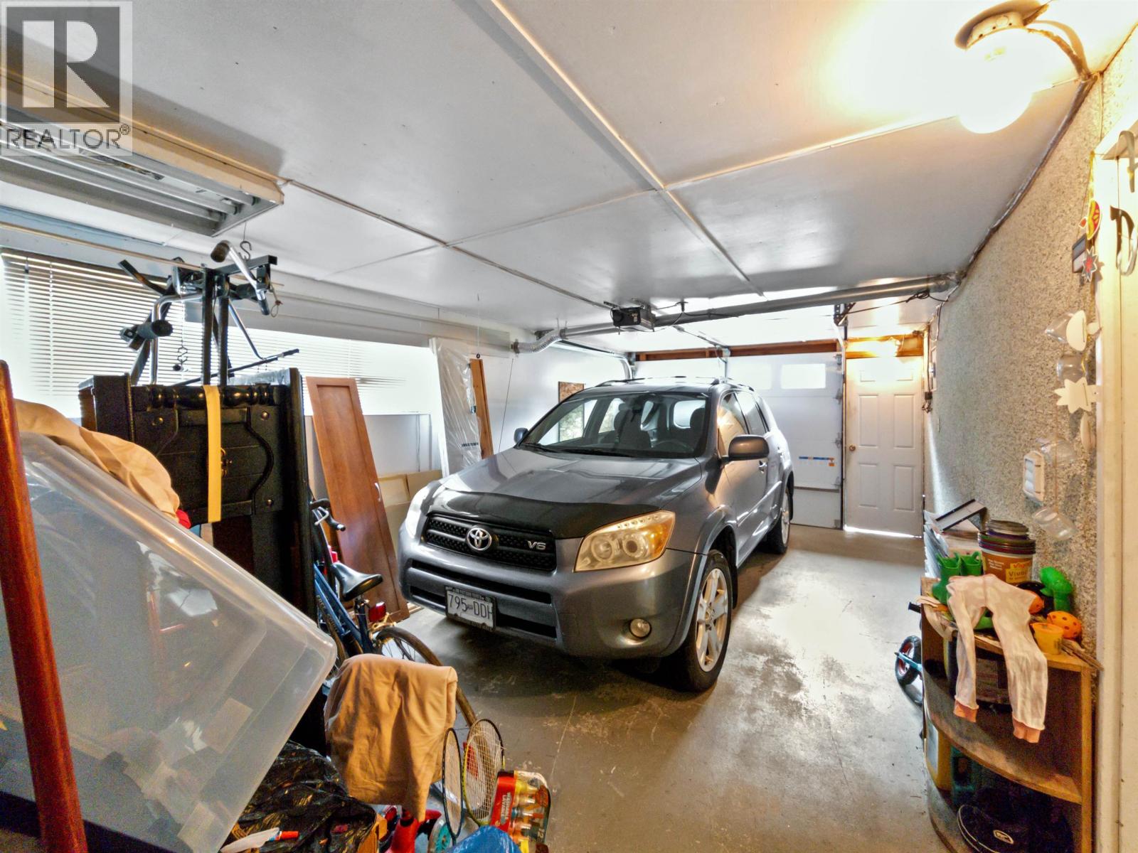 38143 HEMLOCK AVENUE, Squamish