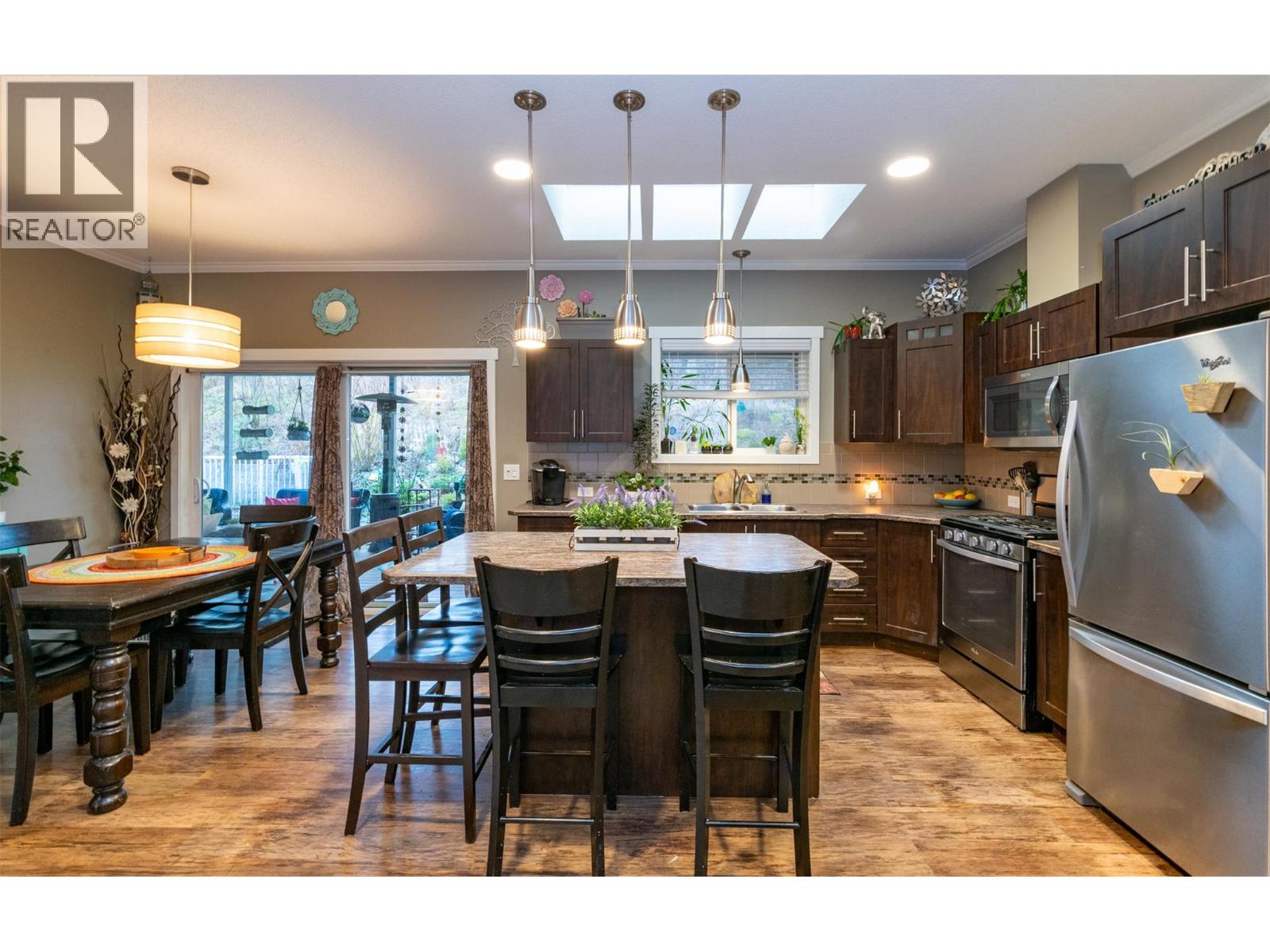 16 481 97b Highway Northeast, Salmon Arm