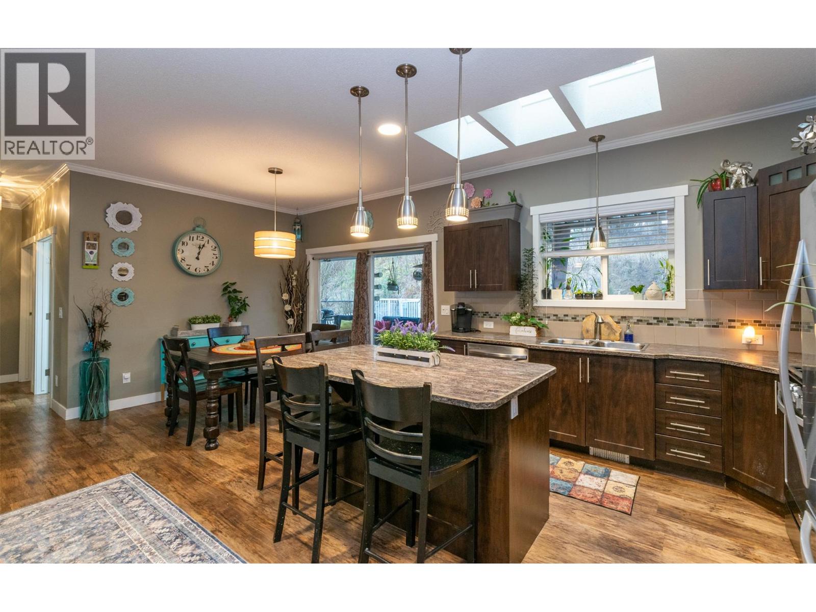 16 481 97b Highway Northeast, Salmon Arm