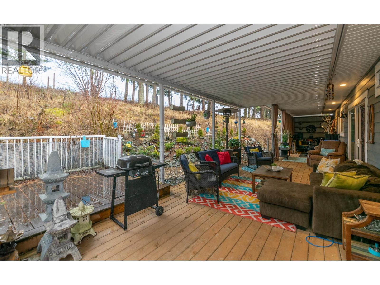 16 481 97b Highway Northeast, Salmon Arm