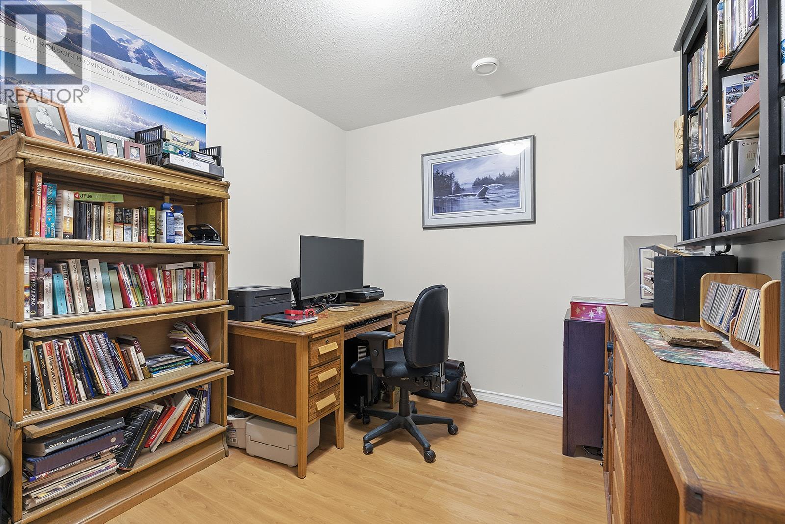 #406 1966 DURNIN ROAD - 31